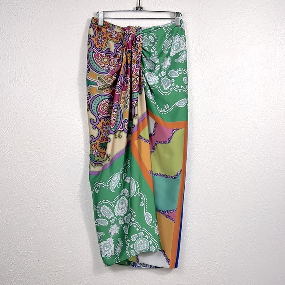 Zara Printed High Waisted Skirt With Knot Pareo MIDI Green Paisley Small - Picture 7 of 9